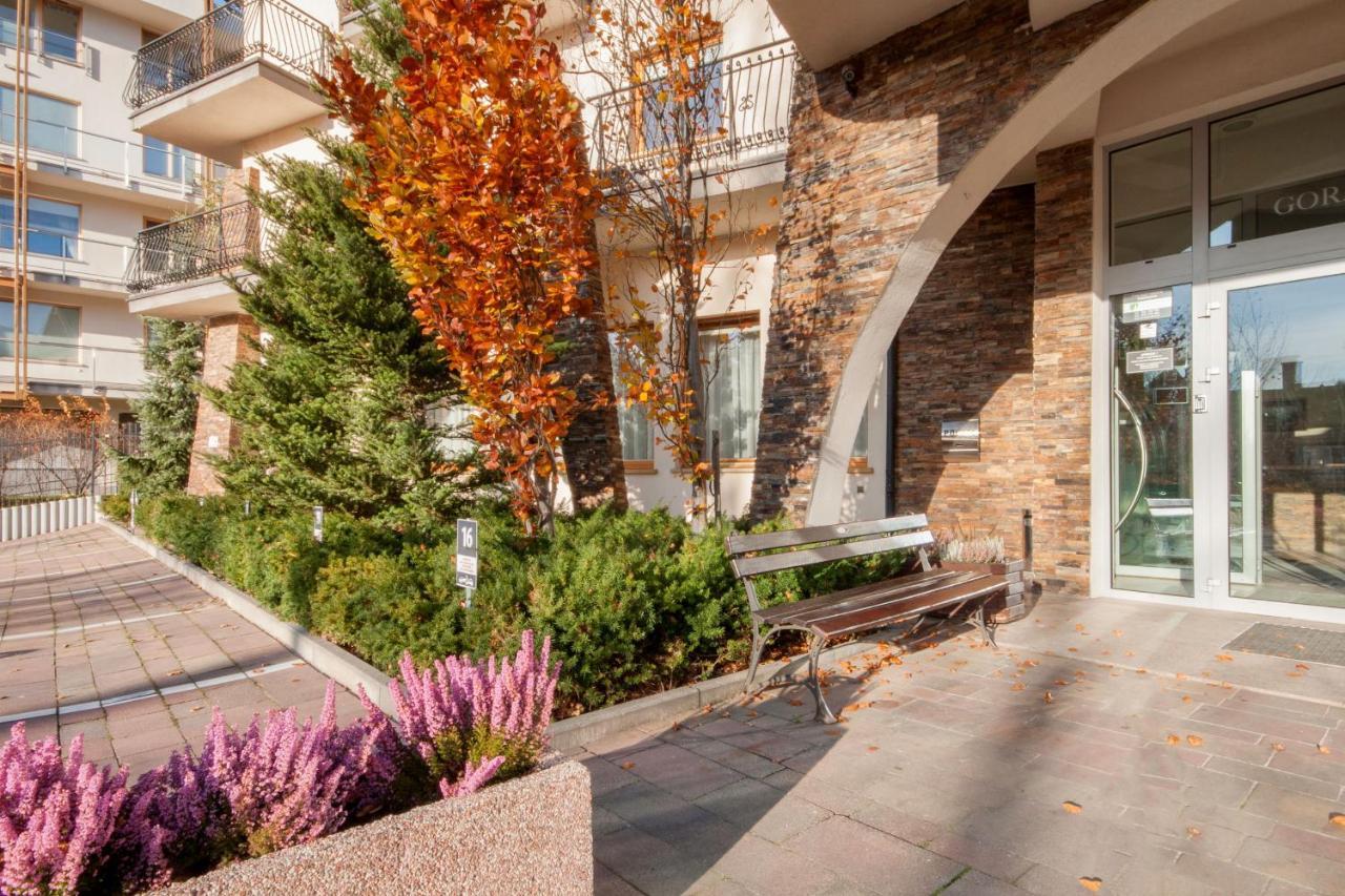 Apartserwis - Gorace Zrodla Lodowa Kopa 1