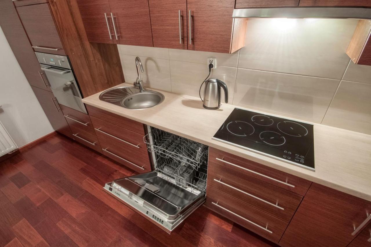 Apartserwis - Gorace Zrodla Lodowa Kopa 1